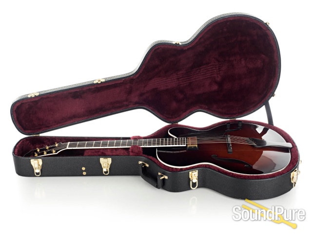 Benedetto Bravo Tobacco Burst Archtop #52572 - Used — image 5