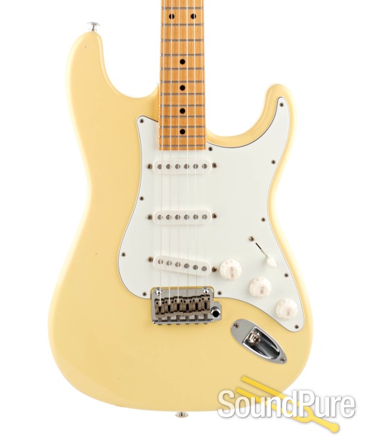 Suhr Classic S Antique Vintage Yellow SSS #JS4Y9C — image 1