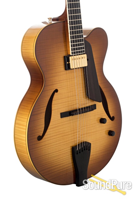 Sadowsky Jim Hall Model Caramel Burst Archtop #A1297 - Used — image 3