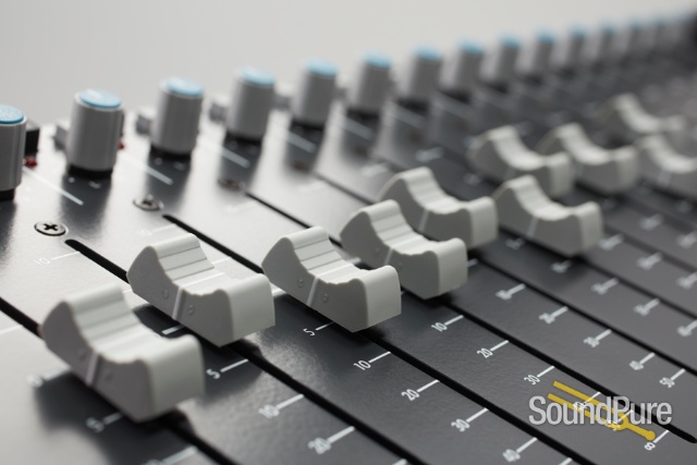 Speck Electronics via Fader 16 + Mix — image 4