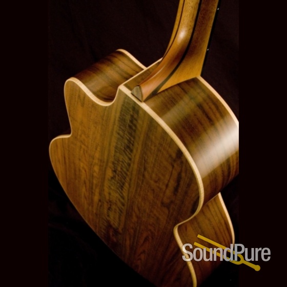 Lowden F23C Cedar/Walnut 16717 Acoustic Guitar — image 5