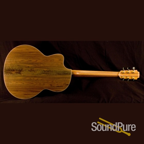Lowden F23C Cedar/Walnut 16717 Acoustic Guitar — image 6
