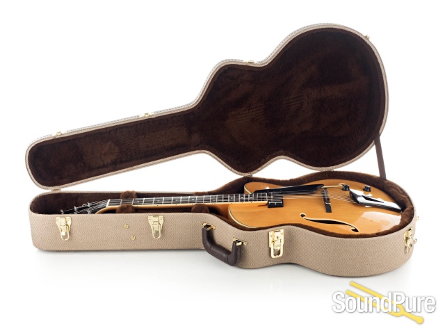 Comins GCS-16-1 Spruce/Flame Maple Blond Archtop #118072 — image 5