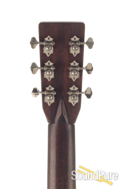 Eastman E8OM Sitka/Rosewood Acoustic Guitar #13955864 — image 4