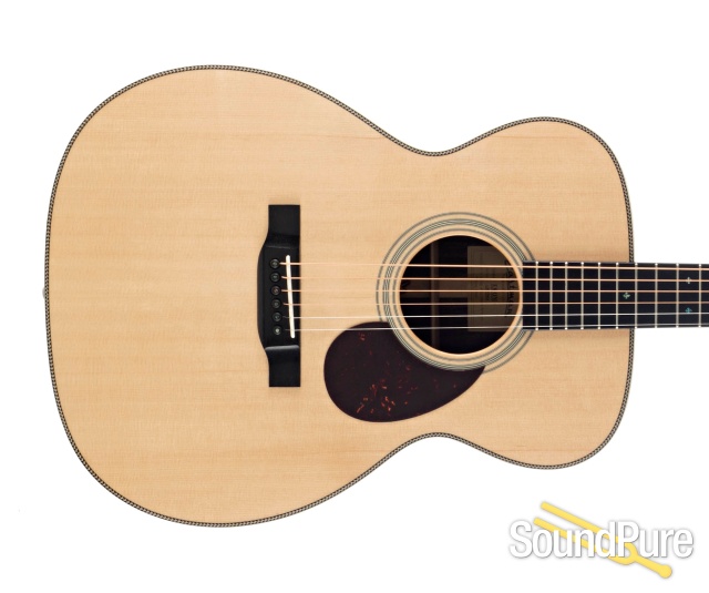 Eastman E8OM Sitka/Rosewood Acoustic Guitar #13955864 — image 10