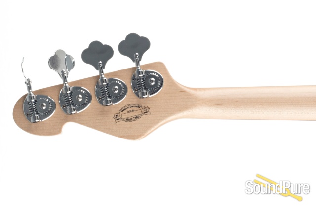 Sandberg California TT4 Creme Electric Bass #31879 — image 4