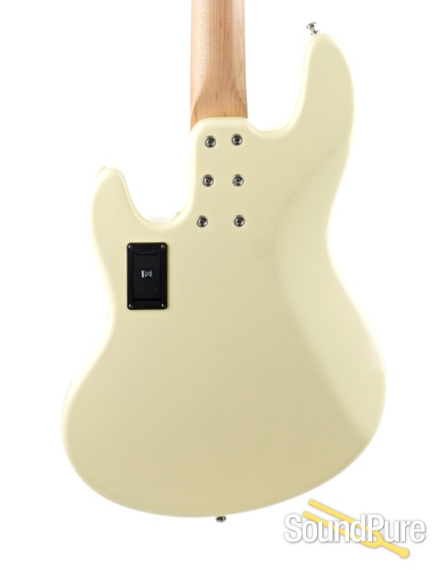 Sandberg California TT4 Creme Electric Bass #31879 — image 8