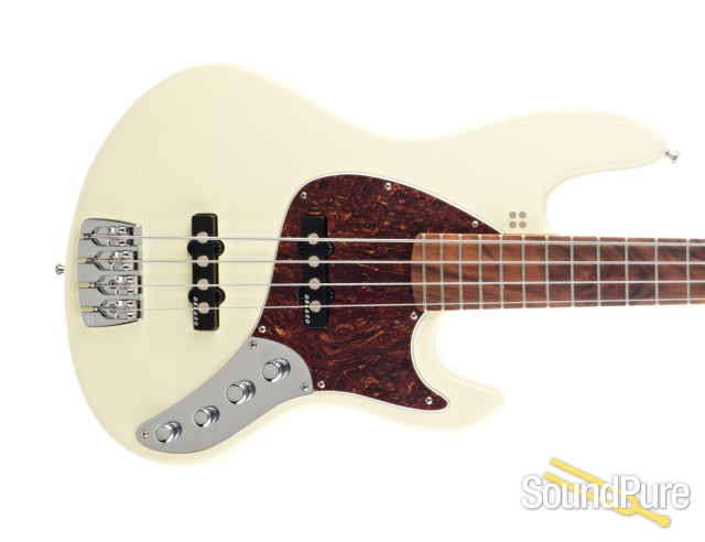 Sandberg California TT4 Creme Electric Bass #31879 — image 9