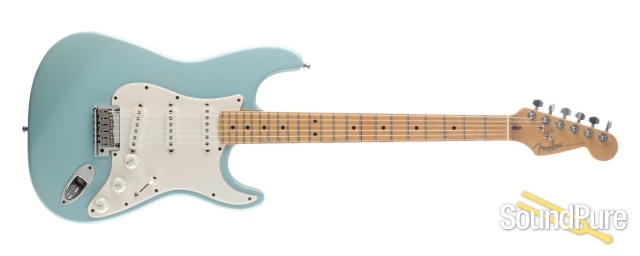 Fender American Standard Strat Sonic Blue #N579494 - Used — image 8