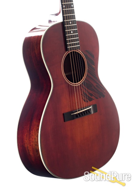 Eastman E10OOSS/V Adirondack/Mahogany Acoustic #15950099 — image 3