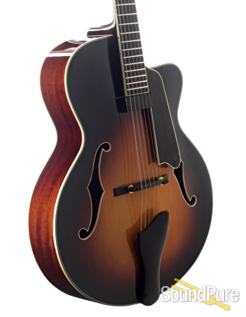 Eastman AR605CE-CS Spruce/Mahogany Archtop Guitar #13850538 — image 2