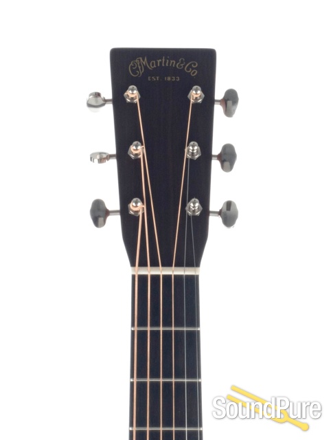 Martin D-18 Sitka/Mahogany Acoustic Guitar #2271558 - Used — image 3