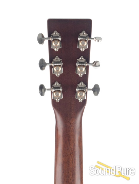 Martin D-18 Sitka/Mahogany Acoustic Guitar #2271558 - Used — image 4