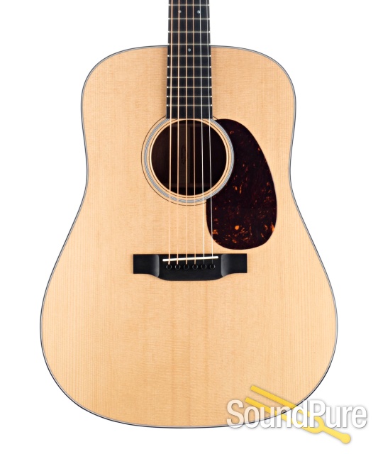 Martin D-18 Sitka/Mahogany Acoustic Guitar #2271558 - Used — image 1