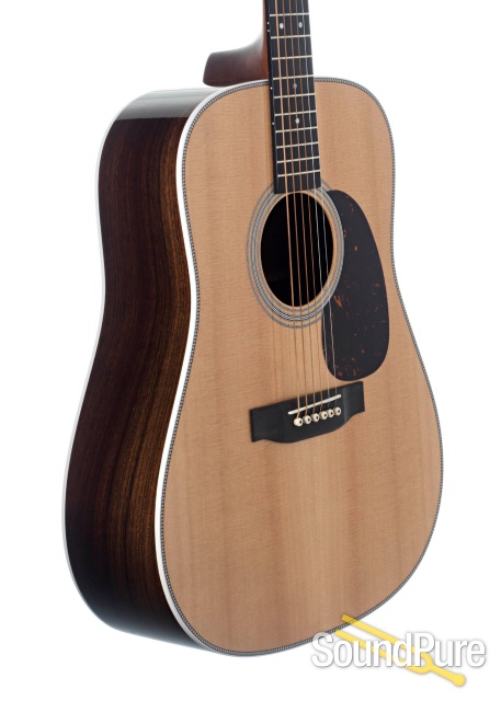 Martin HD-28 Sitka/Rosewood Acoustic Guitar #1909963 - Used — image 3