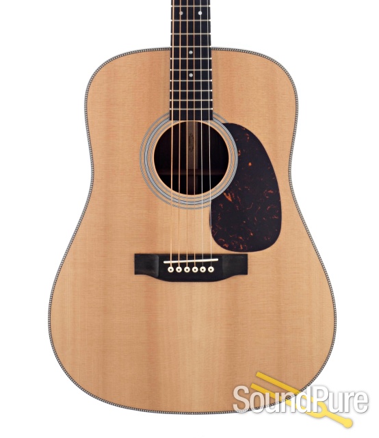 Martin HD-28 Sitka/Rosewood Acoustic Guitar #1909963 - Used — image 1