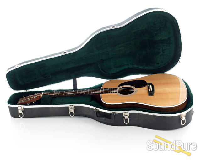 Martin HD-28 Sitka/Rosewood Acoustic Guitar #1909963 - Used — image 4