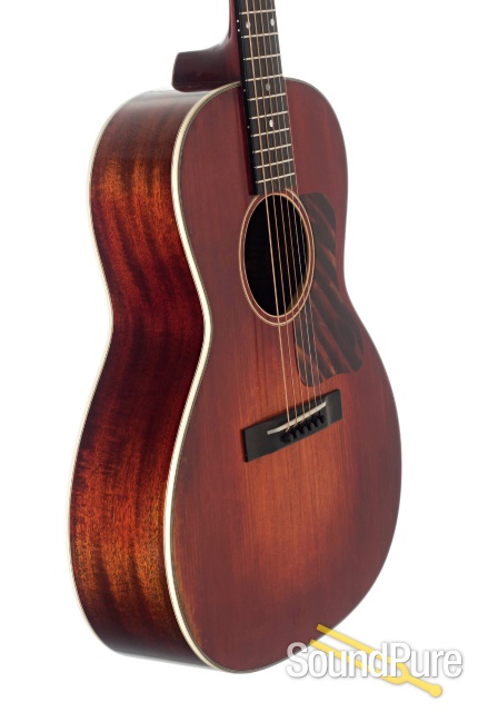 Eastman E10OOSS/V Adirondack/Mahogany Acoustic #15950051 — image 4