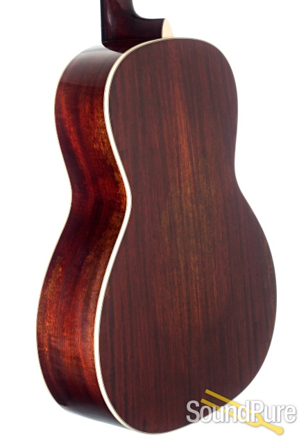 Eastman E10OOSS/V Adirondack/Mahogany Acoustic #15950101 — image 3