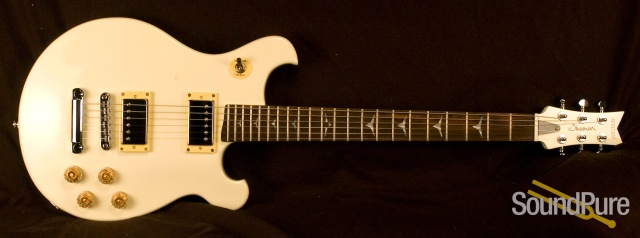 Tregan Shaman Antique White - MINT!!!! — image 1