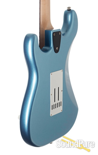 G&L USA Legacy Lake Placid Blue SSS #B052442 - Used — image 5