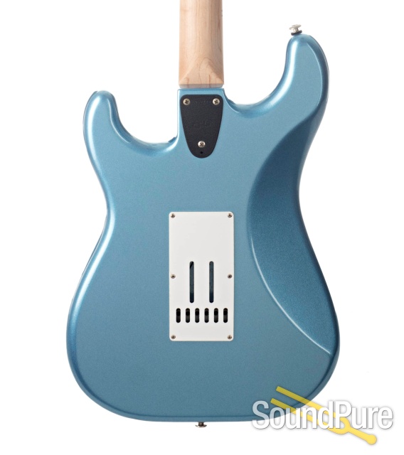 G&L USA Legacy Lake Placid Blue SSS #B052442 - Used — image 7
