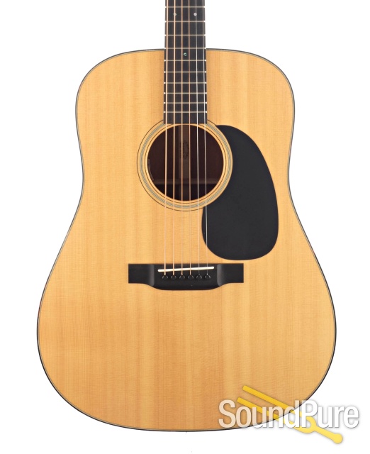 Martin D-18 Sitka/Mahogany Acoustic Guitar #1771806 - Used — image 1