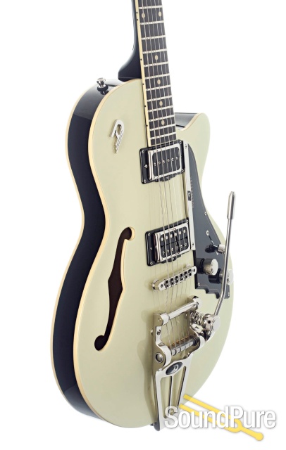 Duesenberg Starplayer TV Vintage White Electric #191661 — image 8