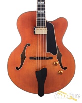 Eastman AR580CE-HB Honey Burst Archtop Guitar #16950520 Eastman AR580CE-HB Honey Burst Archtop Guitar #16950520