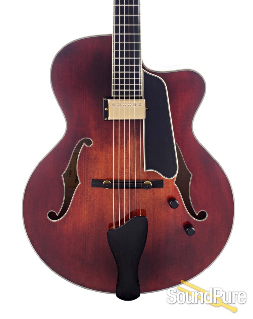 Eastman AR805CE Spruce/Maple Archtop Guitar #15951110 — image 1