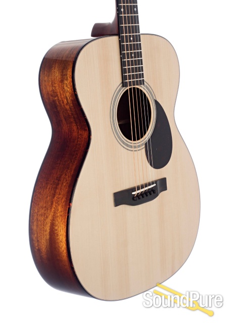 Eastman E10OM Adirondack/Mahogany Acoustic #15955185 — image 4