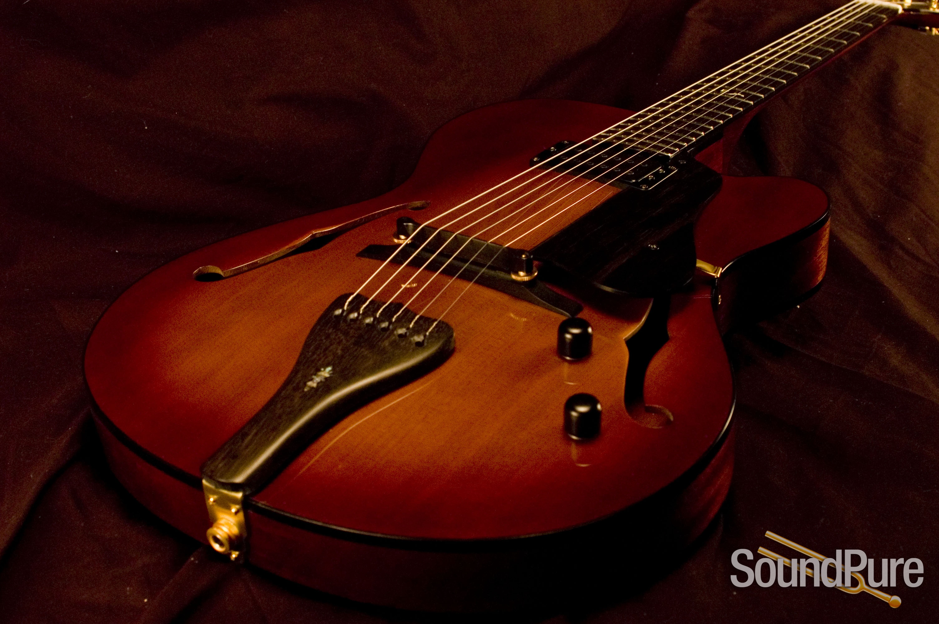 Jimmy Foster Basin St. Cremona Burst 383 Archtop Guitar