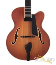 Benedetto Custom 7-String Archtop Guitar #40197 - Used Benedetto Custom 7-String Archtop Guitar #40197 - Used