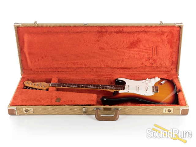 Fender 62' Reissue Sunburst Stratocaster #V069897 - Used — image 5