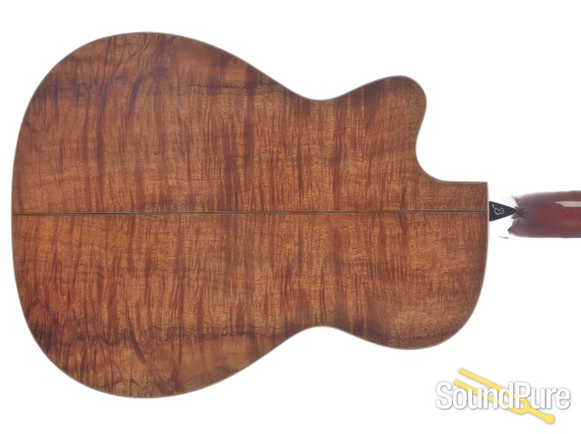 Beneteau Cedar/Figured Koa OM Cutaway Acoustic #041200 -Used — image 7