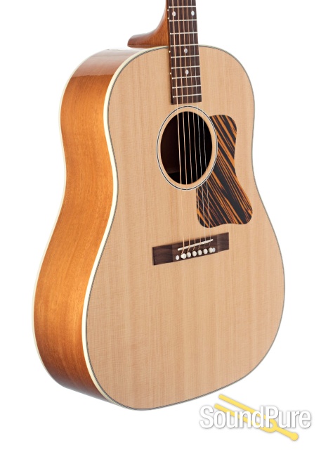 Gibson J-35 Sitka/Mahogany Acoustic Guitar #11578031 - Used — image 3