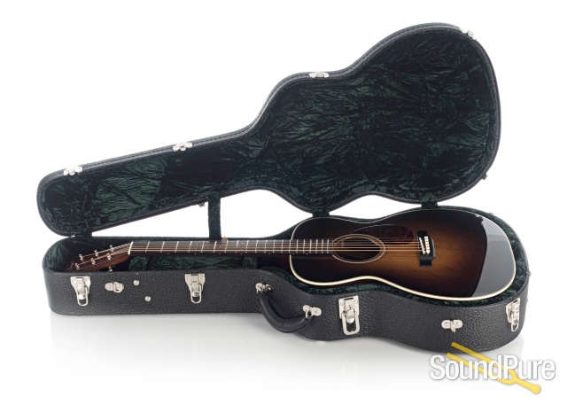 Bourgeois OM Vintage - HS AT Bearclaw Sitka/IRW #8940 — image 2