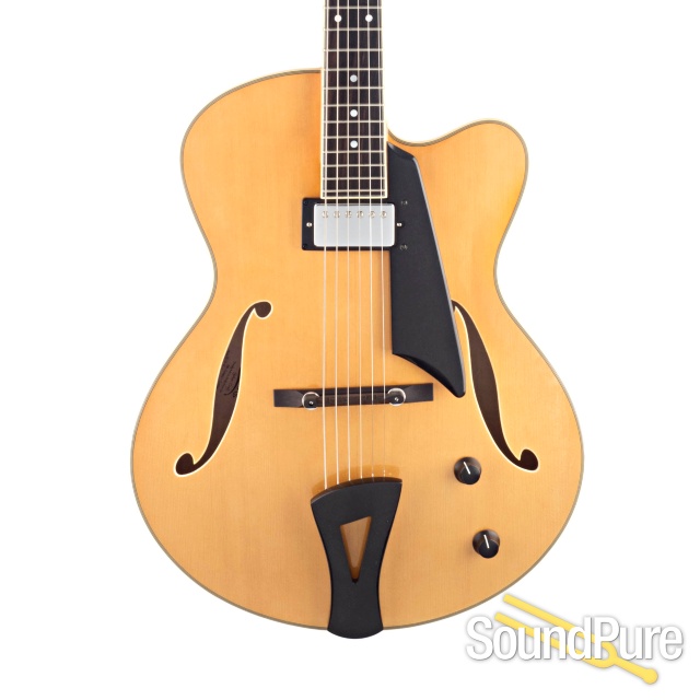 Comins GCS-16-1 Vintage Blond Archtop Guitar #118102 — image 1