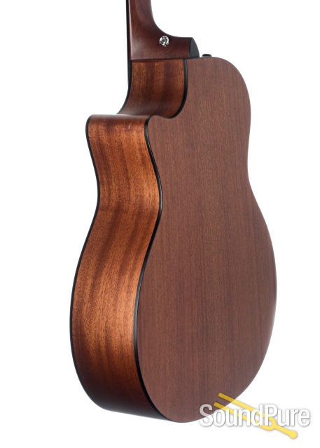 Taylor 314ce Sitka/Sapele Guitar #20040505030 - Used — image 2