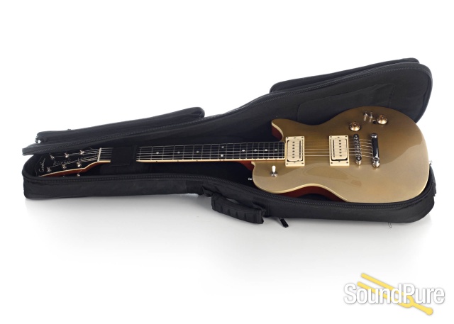 Godin Summit Classic Convertible Gold Top #17352147 - Used — image 2