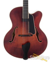 Eastman AR910CE 17" Archtop Guitar #15850538 - Used Eastman AR910CE 17" Archtop Guitar #15850538 - Used