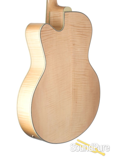 Eastman AR810CE-BD Blonde Archtop #13950247 - Used — image 6