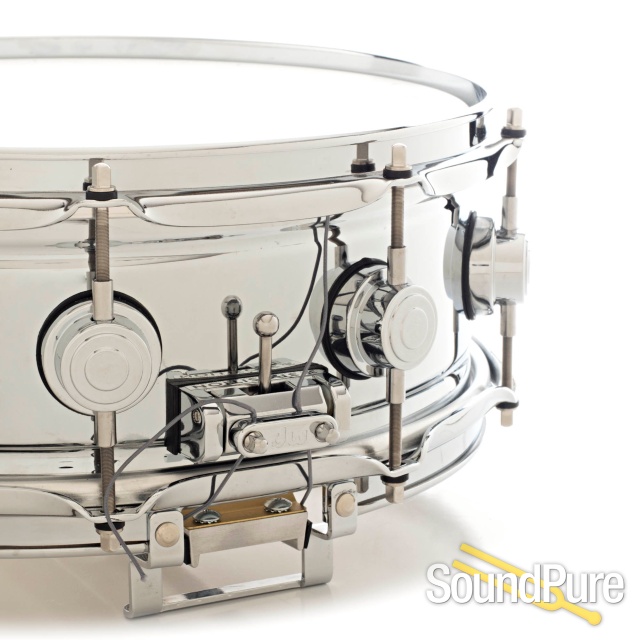 DW 5x14 Collectors Series True-Sonic Brass Snare Drum — image 2