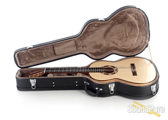 Kremona Rosa Blanca Spruce/Cypress Nylon Guitar #2-090-19-04 — image 2
