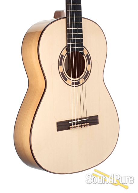 Kremona Rosa Blanca Spruce/Cypress Nylon Guitar #2-090-19-04 — image 4
