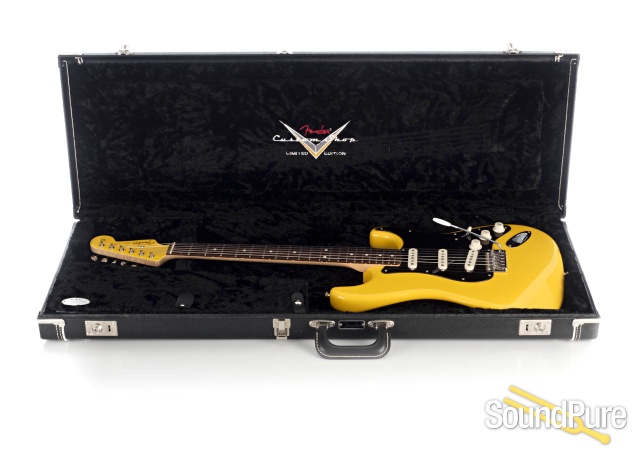 Fender CS Wildwood 10 '59 Strat Aged Yellow #R45843 - Used — image 2