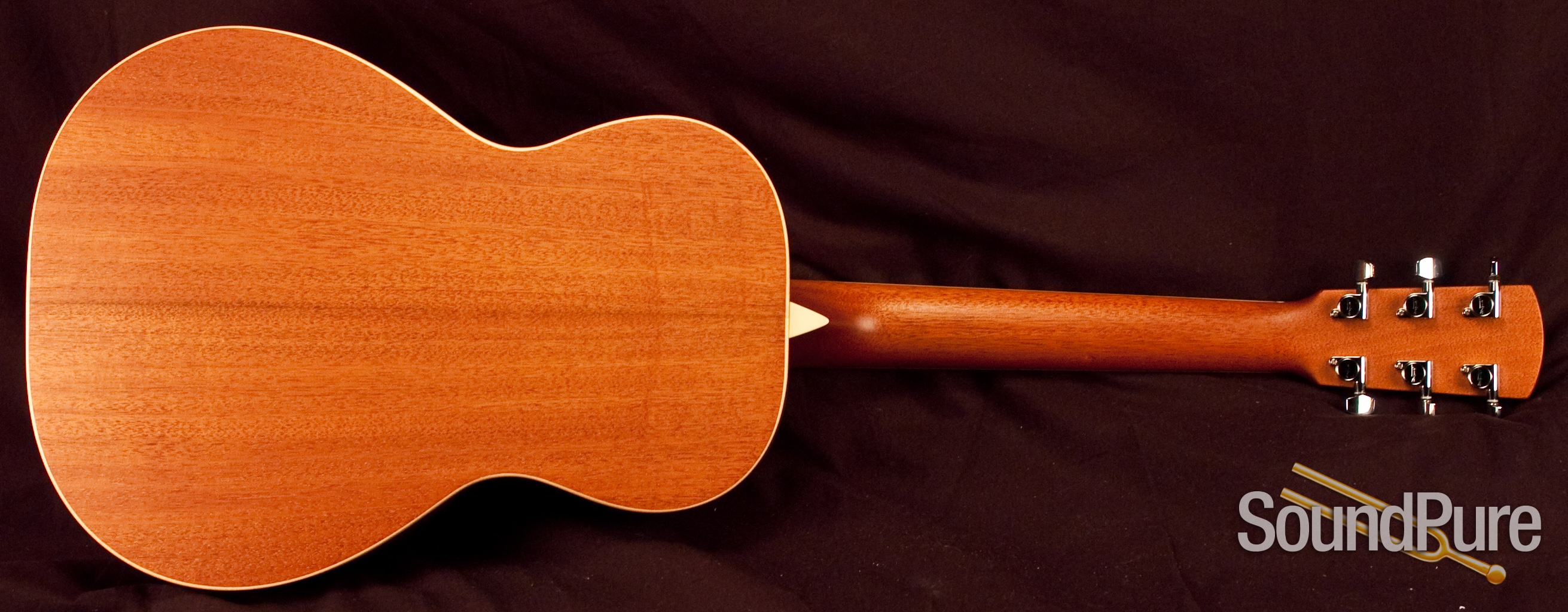 Larrivee P 03 Parlor Guitar Used Mint Soundpure Com