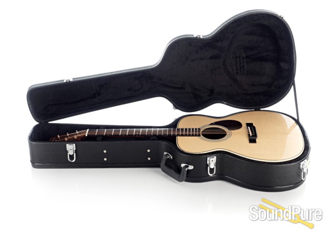 Eastman E8OM Sitka/Rosewood Acoustic #M2005095 — image 2