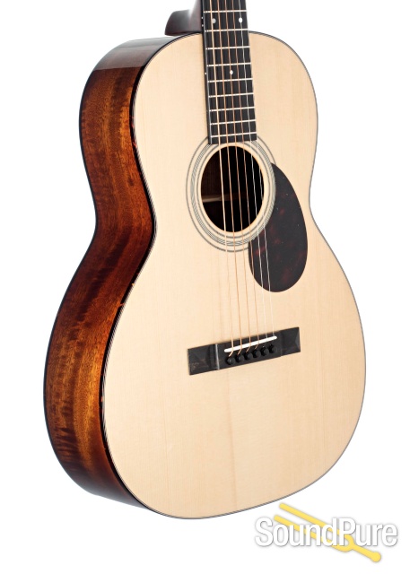 Eastman E10OO Adirondack/Mahogany Acoustic Guitar #1695523 — image 3