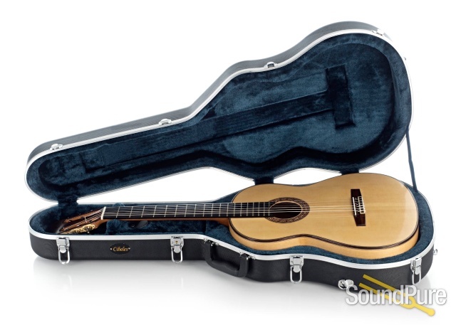 Eduardo Duran Ferrer Concert Blanca Flamenco Guitar - Used — image 6
